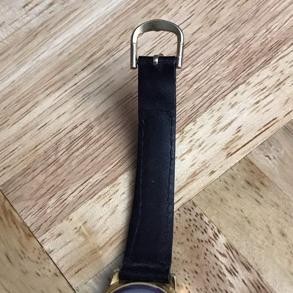 A Vintage and Limited Edition Pocahontas Watch - Picture 3 of 8